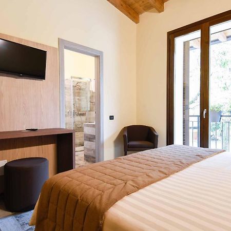 Agriturismo Ippolita Lucchetti Cene المظهر الخارجي الصورة
